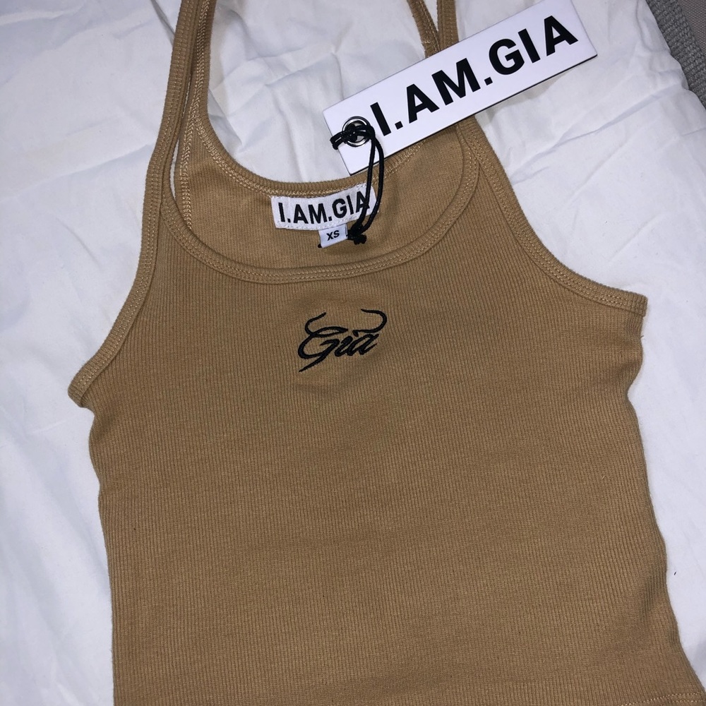 I Am Gia tali tank